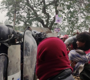 धनुषामा सीके राउतका कार्यकर्तासँगको झडपमा प्रहरीले चलायो गोली, पाँच जना घाइते